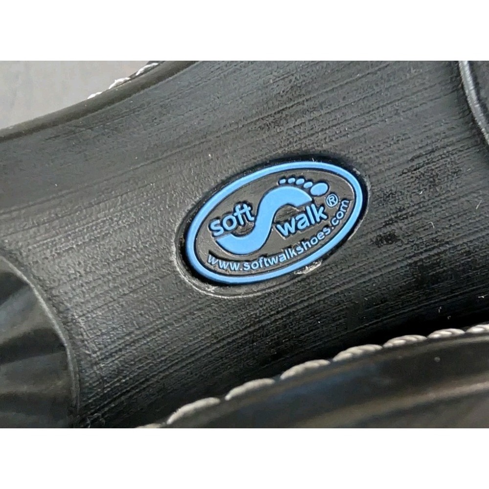 SoftWalk Black Leather Paisley Embossed Clogs Mules Slip On Comfort Shoes EUC‎ - Picture 6 of 8